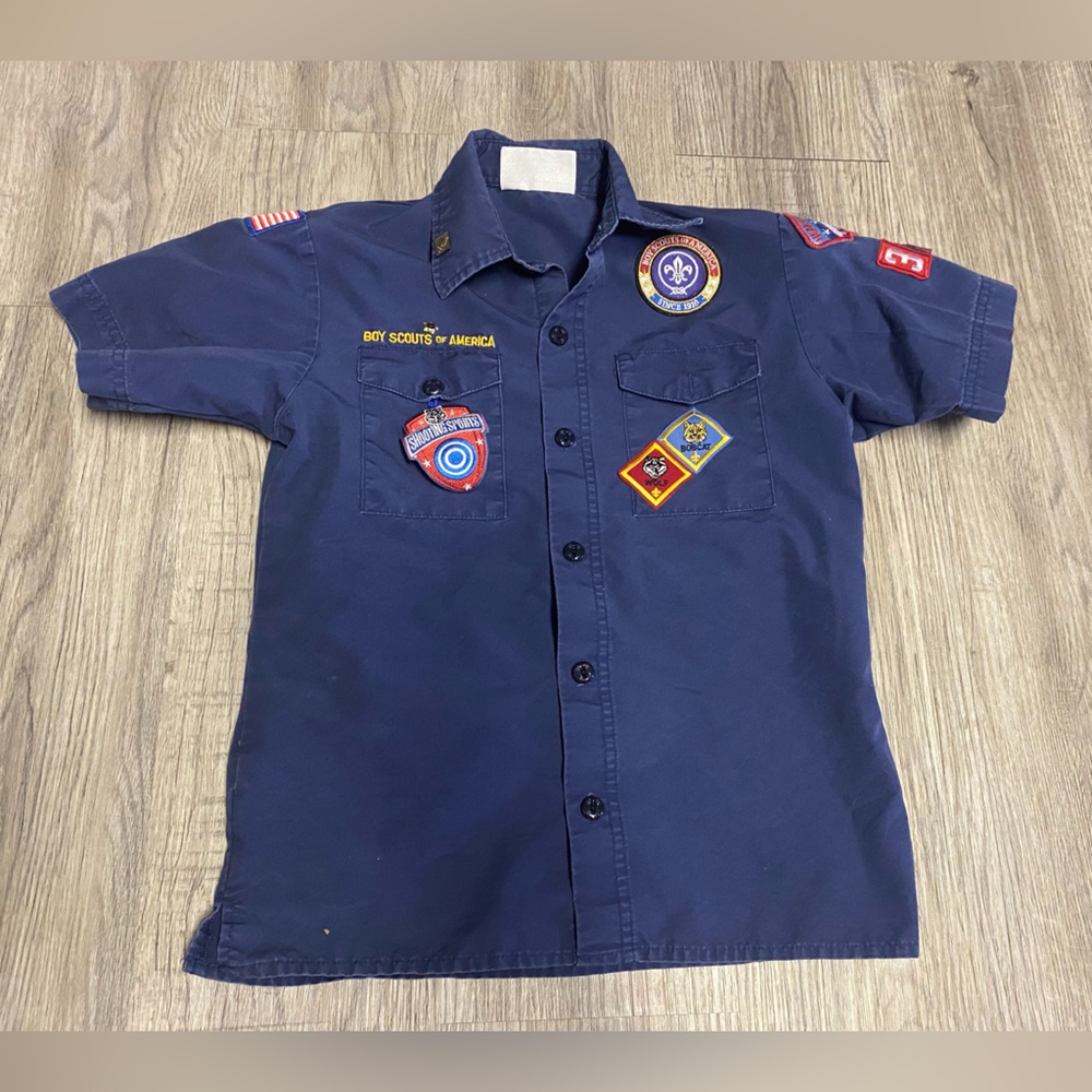 Boy Scouts of America Cub Scout Uniform Shirt Youth Medium Blue Patches 3240 USA